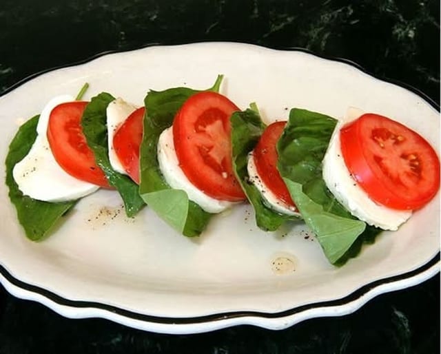 Mozzarella Caprese.